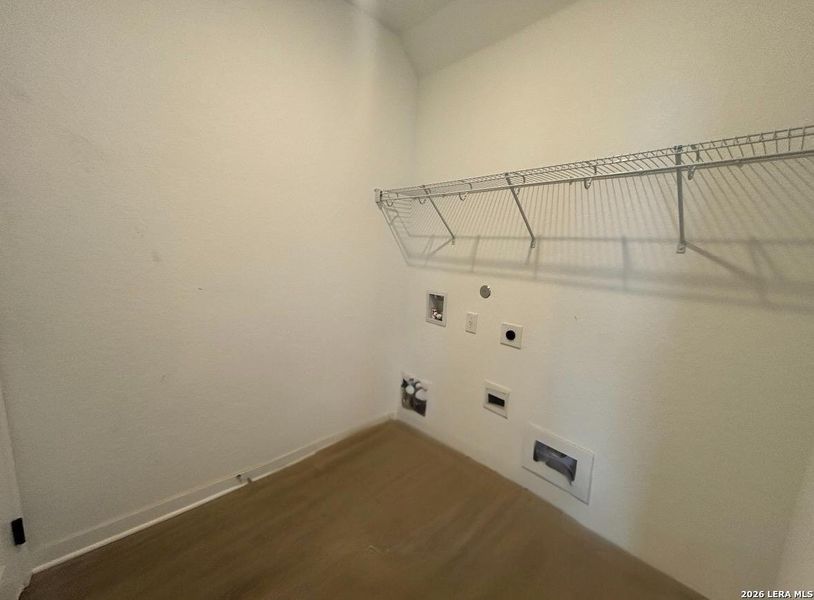 Spacious, unfurnished interior of a new home in , Schertz (Image 14).