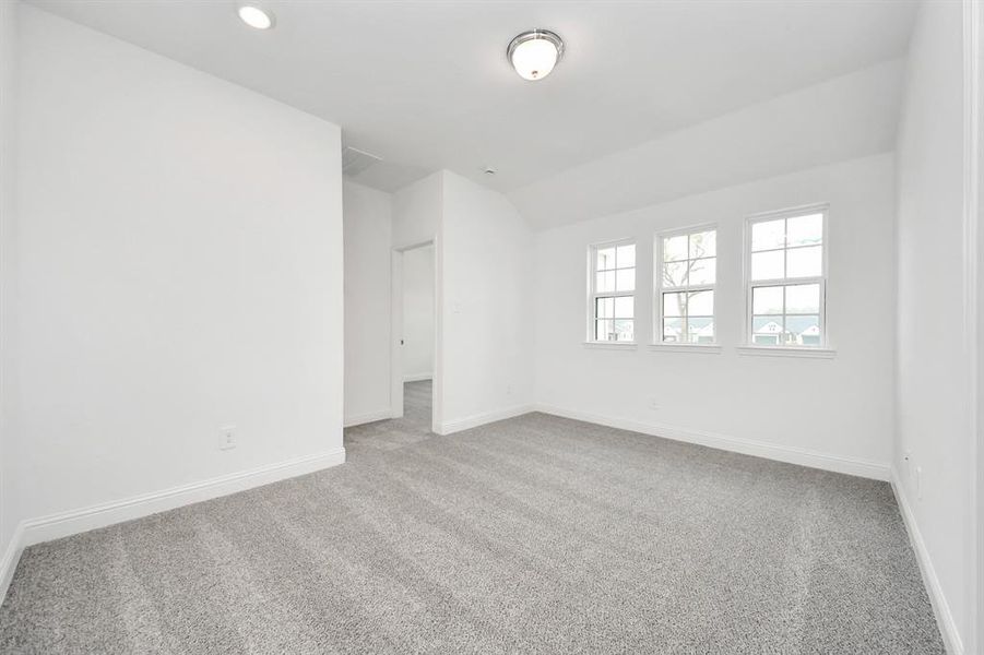 Spacious, unfurnished interior of a new home in Sienna: Signature Series, Missouri City (Image 32). Spacious, unfurnished interior of a new home in Sienna: Signature Series, Missouri City (Image 32).