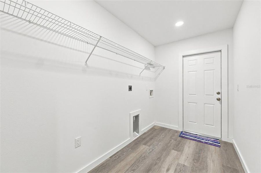 Spacious, unfurnished interior of a new home in , Summerfield (Image 22).