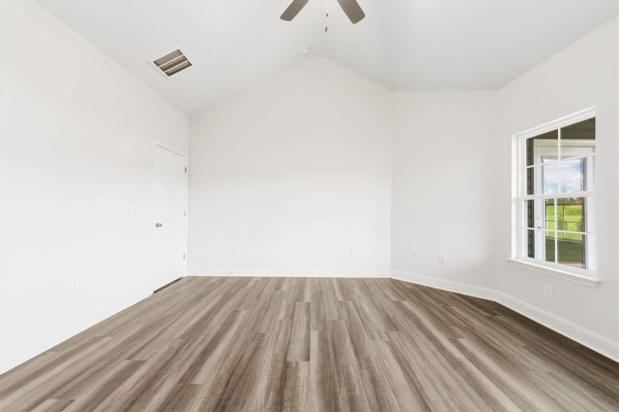 Spacious, unfurnished interior of a new home in Sullivans Reserve, Walkertown (Image 37).