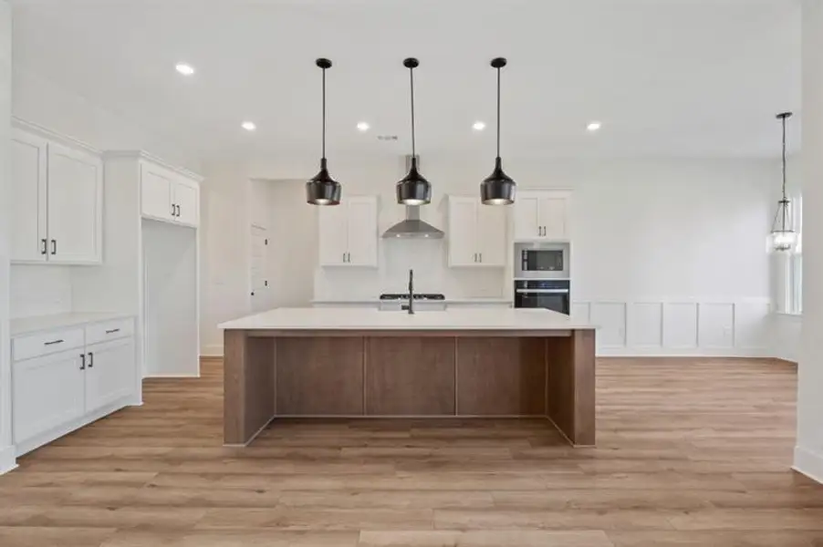 Furnished interior view inside a new home in , Gainesville (Image 8).