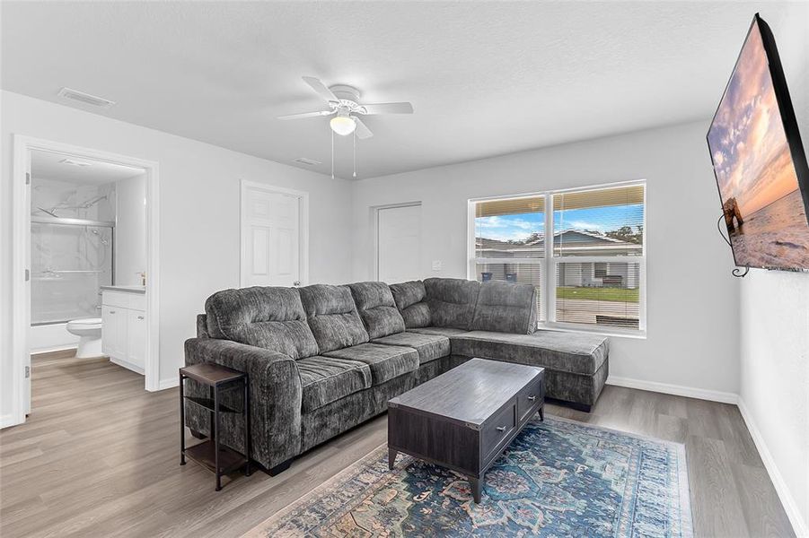 Furnished interior view inside a new home in , Sebring (Image 18).