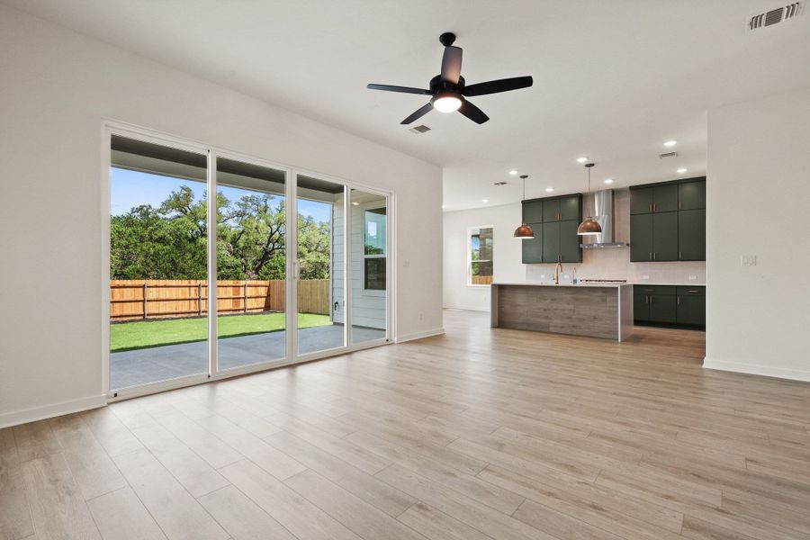 Spacious, unfurnished interior of a new home in Heritage, Dripping Springs (Image 36).