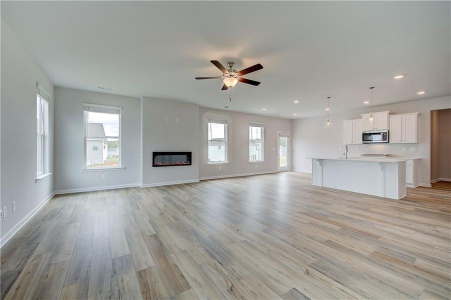 Spacious, unfurnished interior of a new home in Chapel Hill, Newnan (Image 10). Spacious, unfurnished interior of a new home in Chapel Hill, Newnan (Image 10).