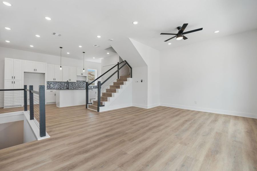 Spacious, unfurnished interior of a new home in , Houston (Image 14).