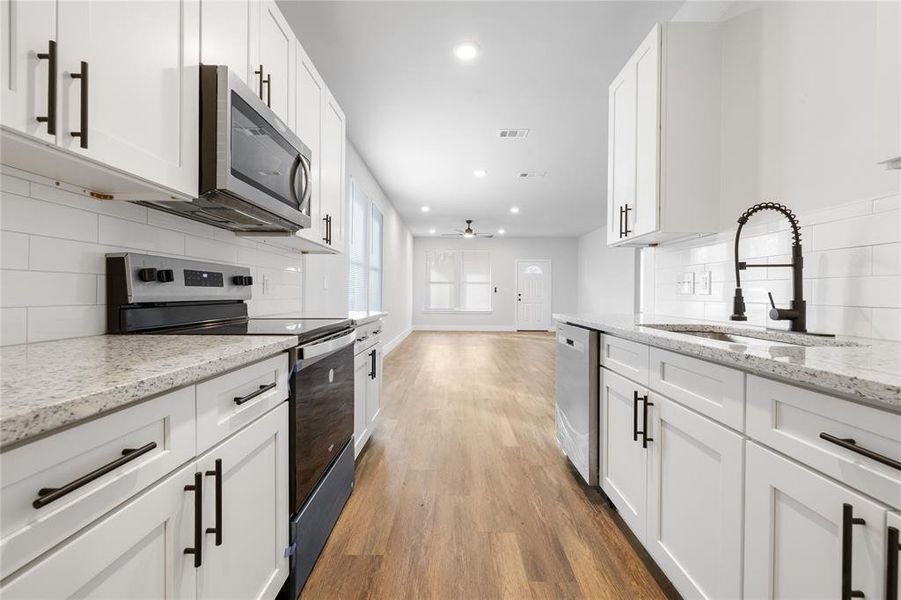 Furnished interior view inside a new home in , Mabank (Image 5). Furnished interior view inside a new home in , Mabank (Image 5).