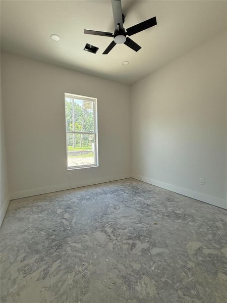 Spacious, unfurnished interior of a new home in , New Caney (Image 4).