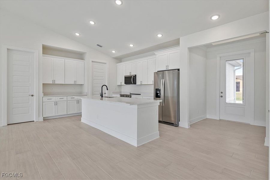 Furnished interior view inside a new home in Cape Coral, Cape Coral (Image 4).