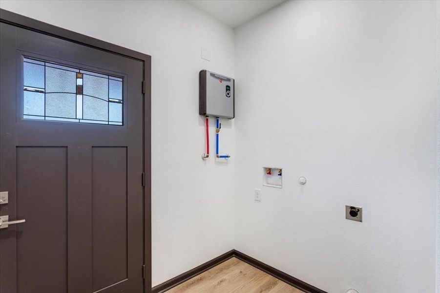 Image 21 of a home in .