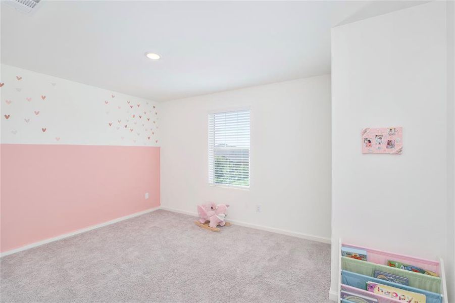 Spacious, unfurnished interior of a new home in Willow Springs, Fort Worth (Image 18). Spacious, unfurnished interior of a new home in Willow Springs, Fort Worth (Image 18).