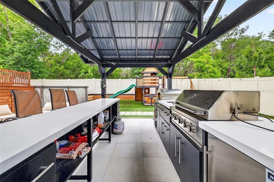 Exterior details and patio area of a home in Summerbrooke, Mount Dora (Image 27).