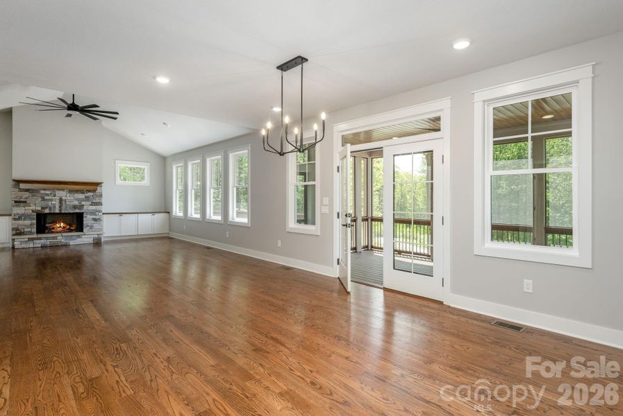 Spacious, unfurnished interior of a new home in , Flat Rock (Image 29).