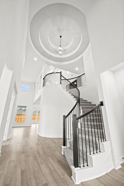 Representative image. Features, specifications, selections and colors may vary. Representative image. Features, specifications, selections and colors may vary.