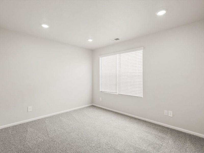 Spacious, unfurnished interior of a new home in Buffalo Highlands: The Canyon Collection, Commerce City (Image 19).