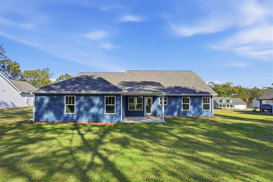 Exterior details and patio area of a home in , Hartwell (Image 24).