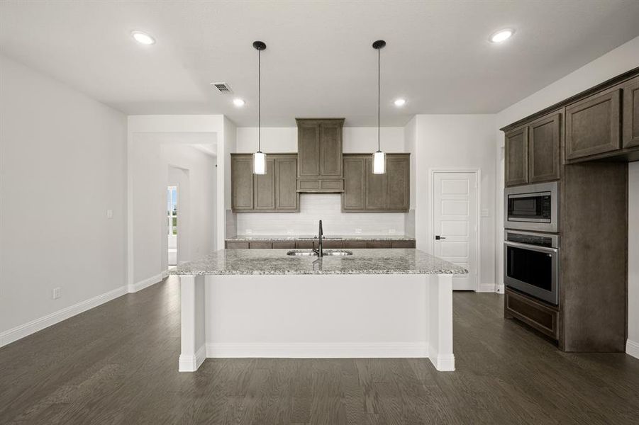 108 Red Fox- Kitchen-2