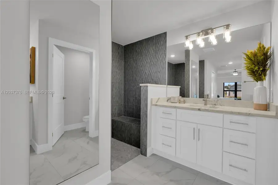 Furnished interior view inside a new home in , Lehigh Acres (Image 40).