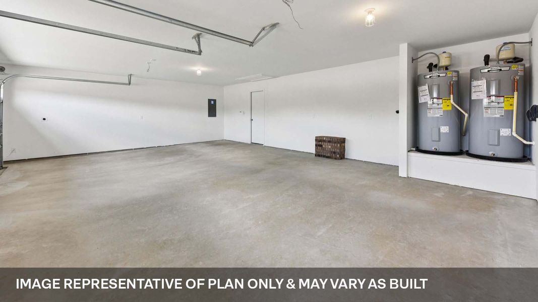 Spacious, unfurnished interior of a new home in Riverview, Georgetown (Image 37).