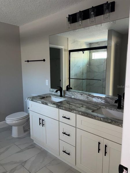 Furnished interior view inside a new home in , Dunnellon (Image 10).