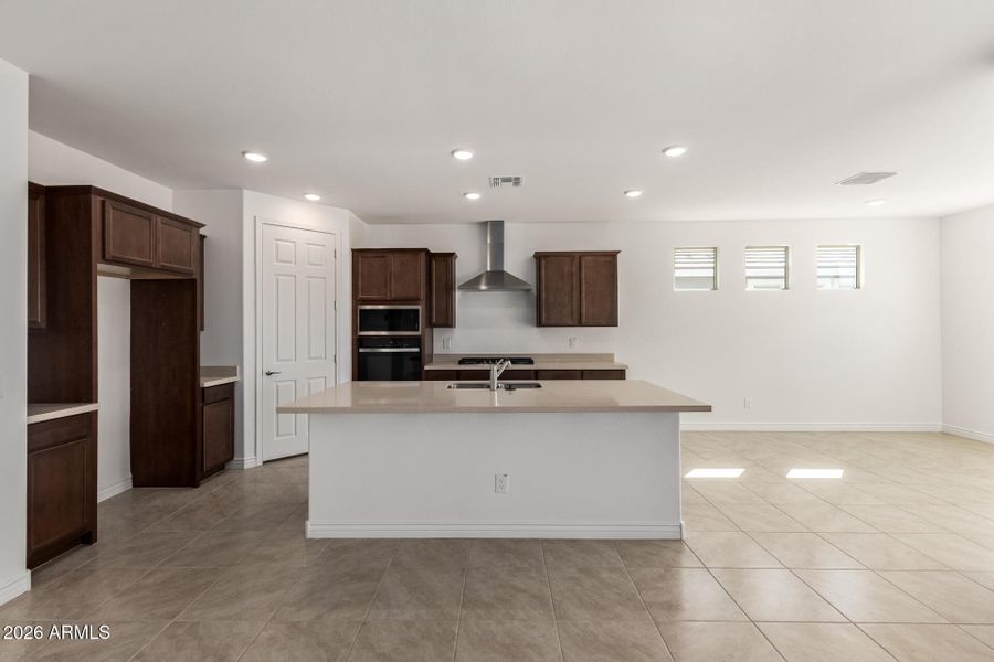 PHX_Miravida_Lot1166_Ash_25706_Kitchen