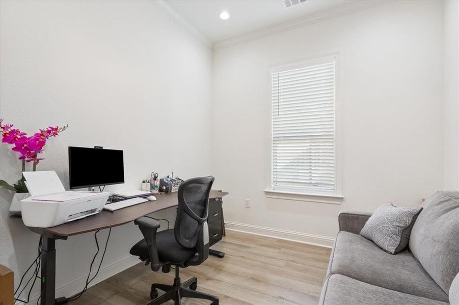 Furnished interior view inside a new home in , Waco (Image 31).