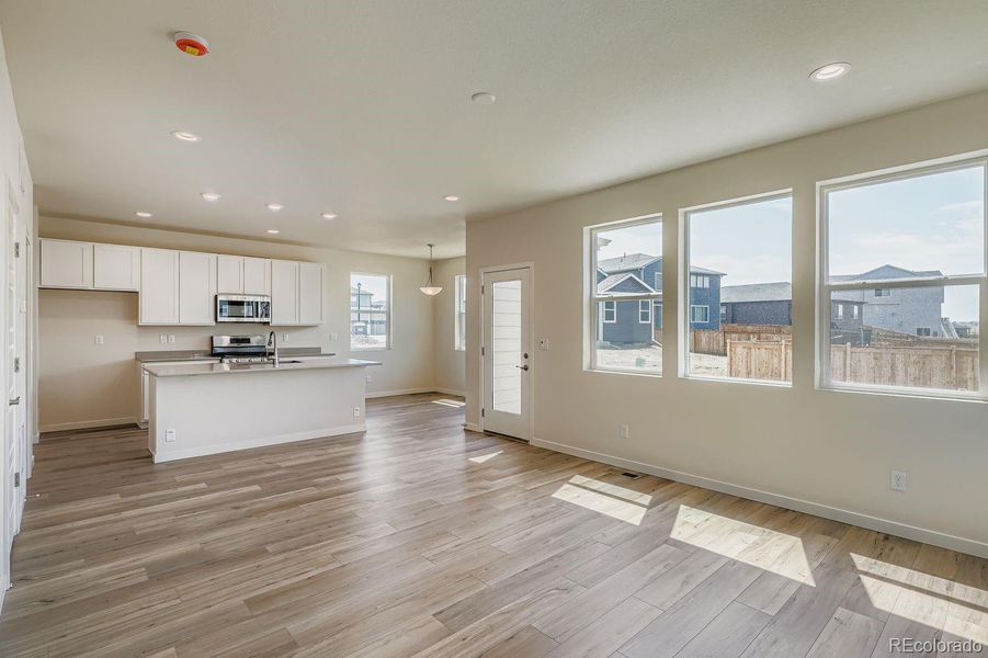 Spacious, unfurnished interior of a new home in Buffalo Highlands – Commerce City, Commerce City (Image 15).