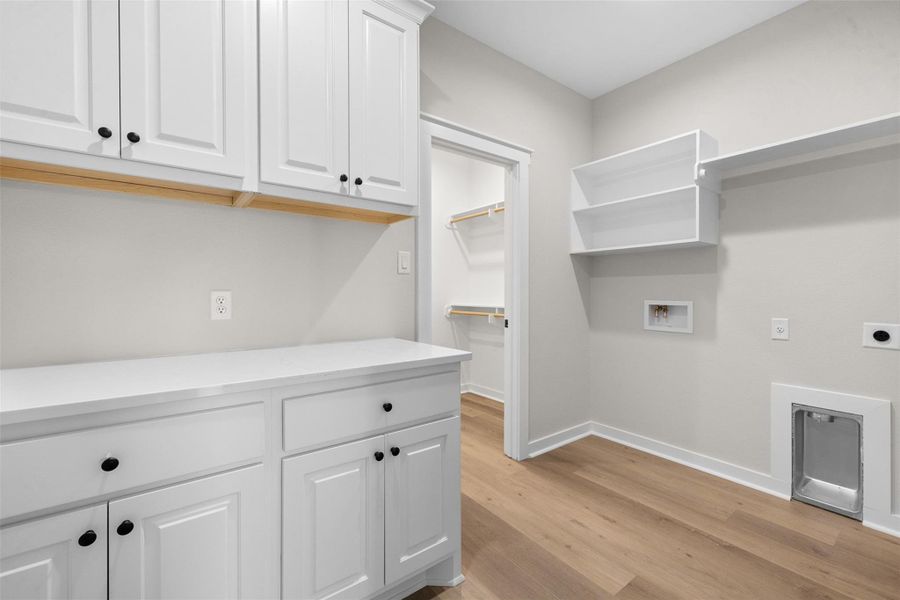 Furnished interior view inside a new home in , Bryan (Image 16).