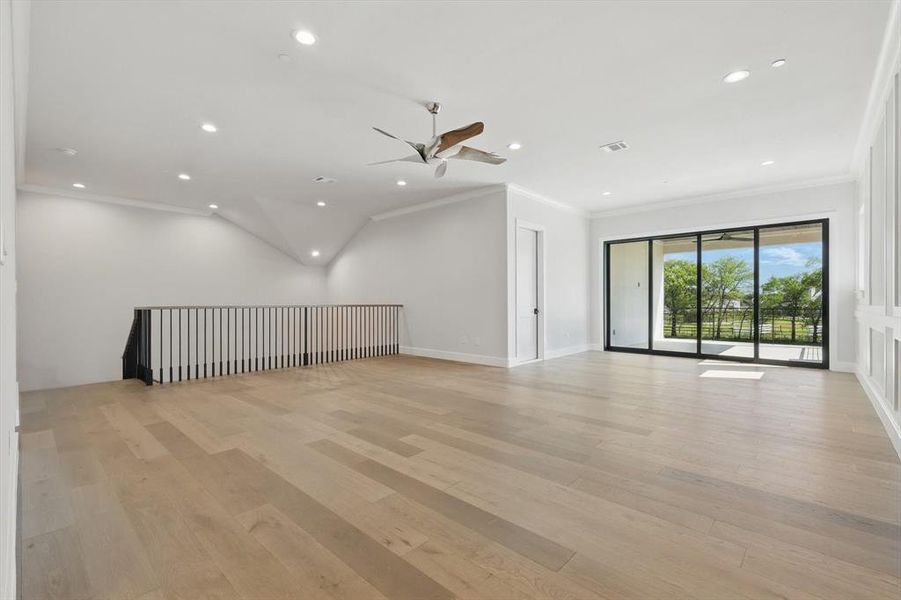 Spacious, unfurnished interior of a new home in , Bartonville (Image 30).