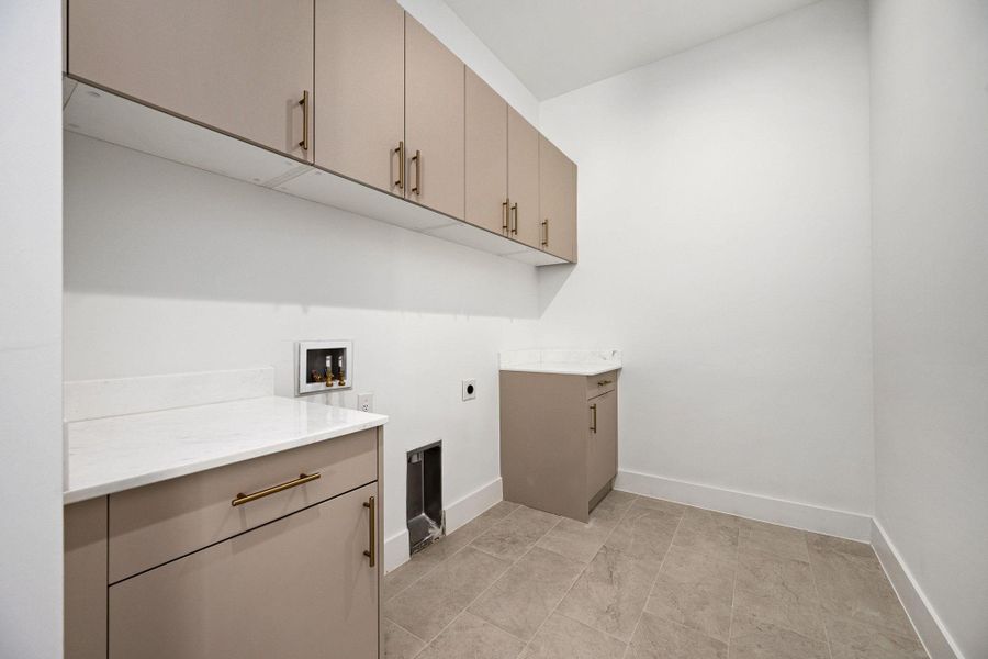 Furnished interior view inside a new home in , Austin (Image 18).