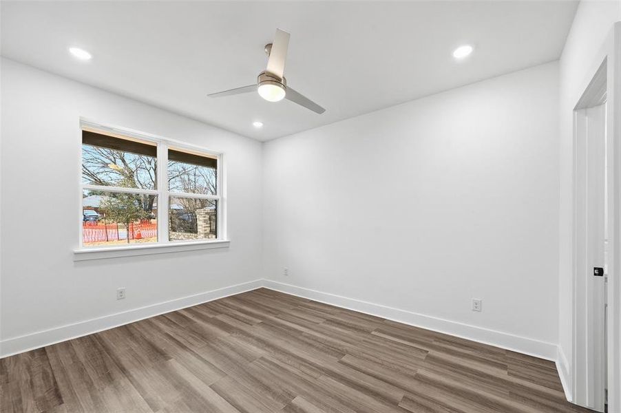 Spacious, unfurnished interior of a new home in , Dallas (Image 36).