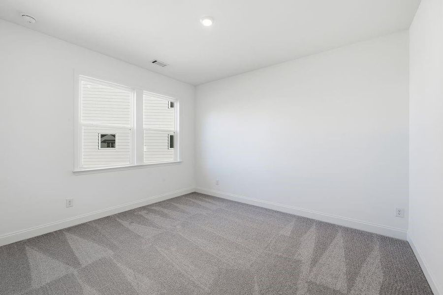 Spacious, unfurnished interior of a new home in Falls Creek, Flowery Branch (Image 28). Spacious, unfurnished interior of a new home in Falls Creek, Flowery Branch (Image 28).