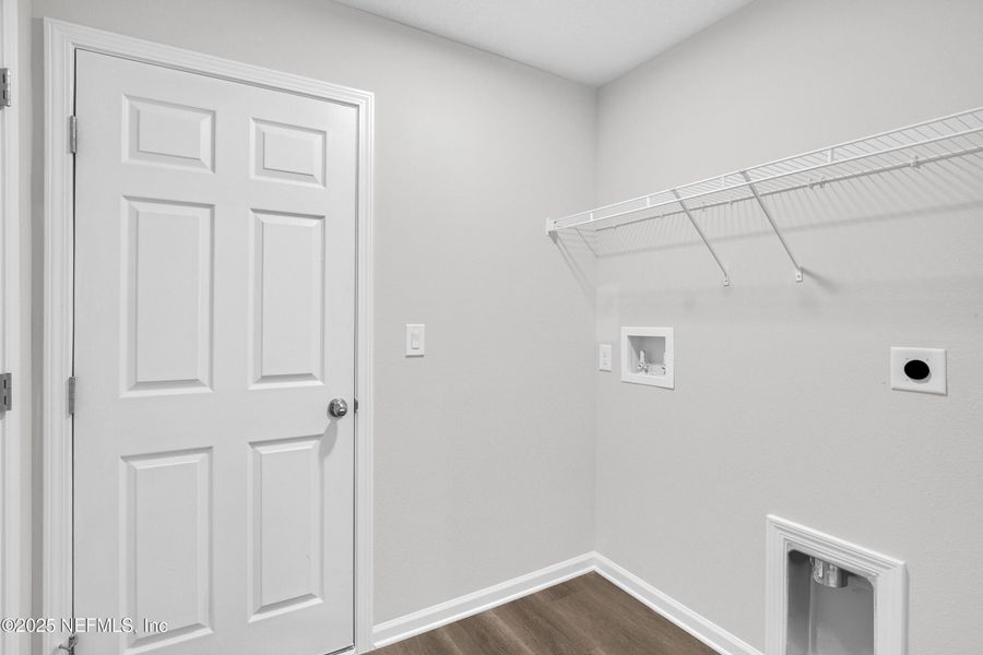 Spacious, unfurnished interior of a new home in , Palatka (Image 30). Spacious, unfurnished interior of a new home in , Palatka (Image 30).