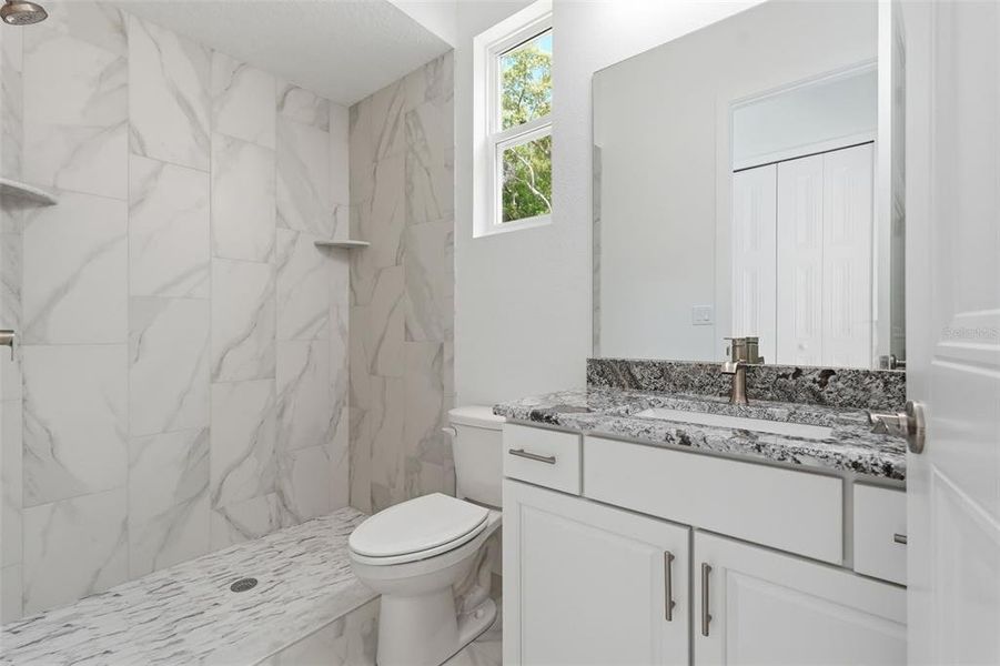 Furnished interior view inside a new home in , Hernando (Image 14).