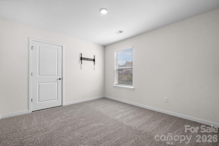 Spacious, unfurnished interior of a new home in The Hamptons at Hickory, Hickory (Image 29).