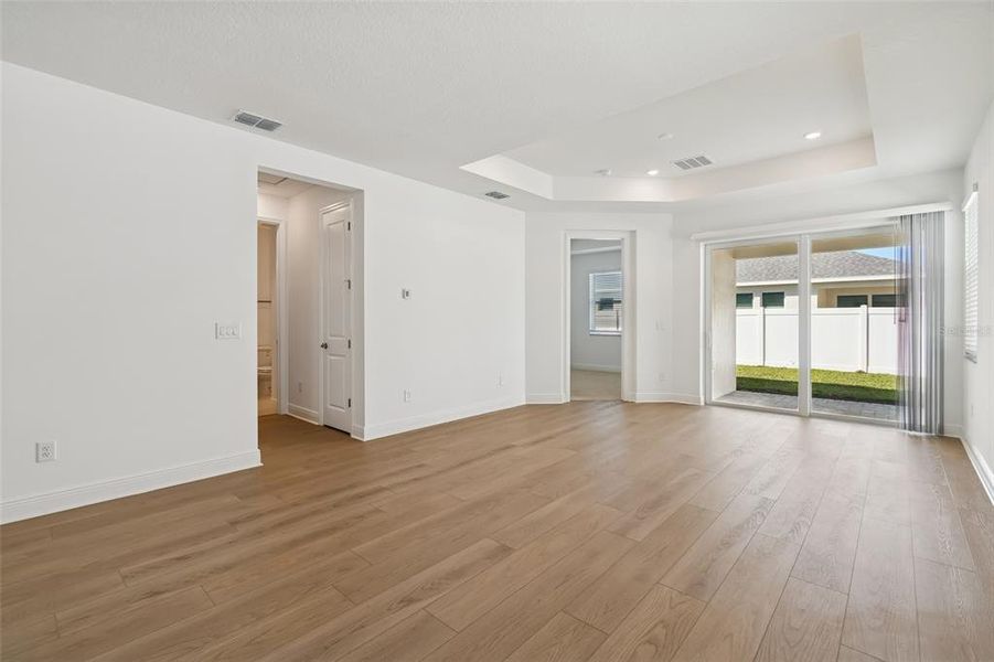 Spacious, unfurnished interior of a new home in SeaFlower, Bradenton (Image 18). Spacious, unfurnished interior of a new home in SeaFlower, Bradenton (Image 18).