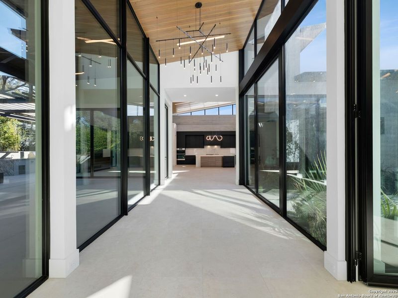 Exterior details and patio area of a home in , San Antonio (Image 4).
