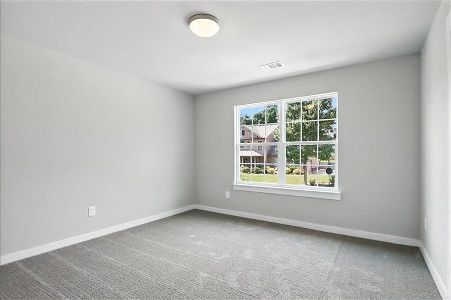 Spacious, unfurnished interior of a new home in , Jefferson (Image 33).