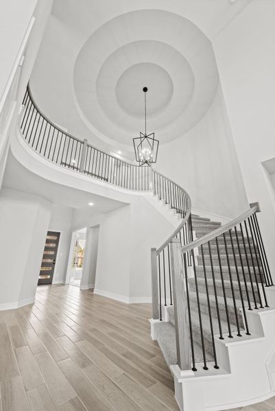 Representative image. Features, specifications, selections and colors may vary. Representative image. Features, specifications, selections and colors may vary.