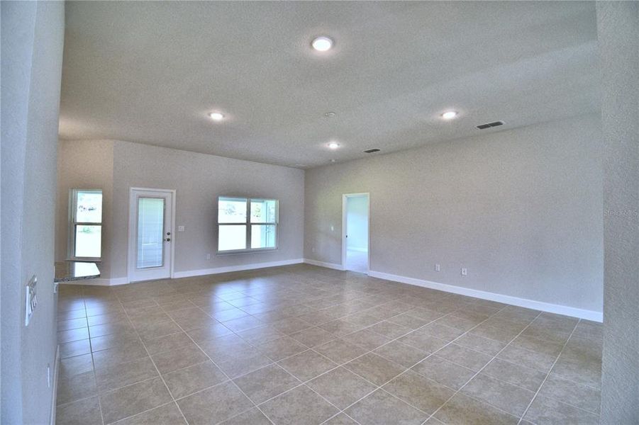 Spacious, unfurnished interior of a new home in Cadence Crossing, Auburndale (Image 62).