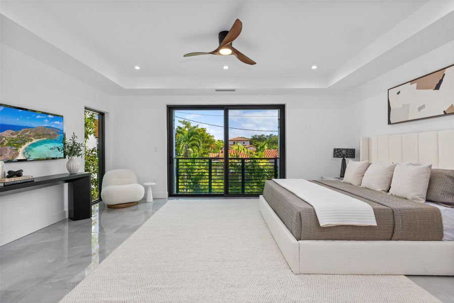 Furnished interior view inside a new home in , Fort Lauderdale (Image 42).