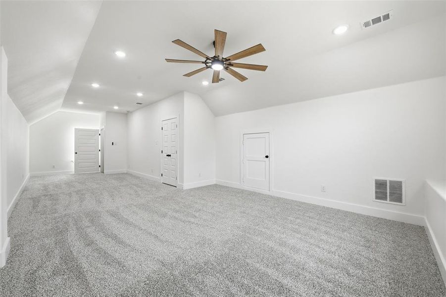 Spacious, unfurnished interior of a new home in , Fort Worth (Image 30).