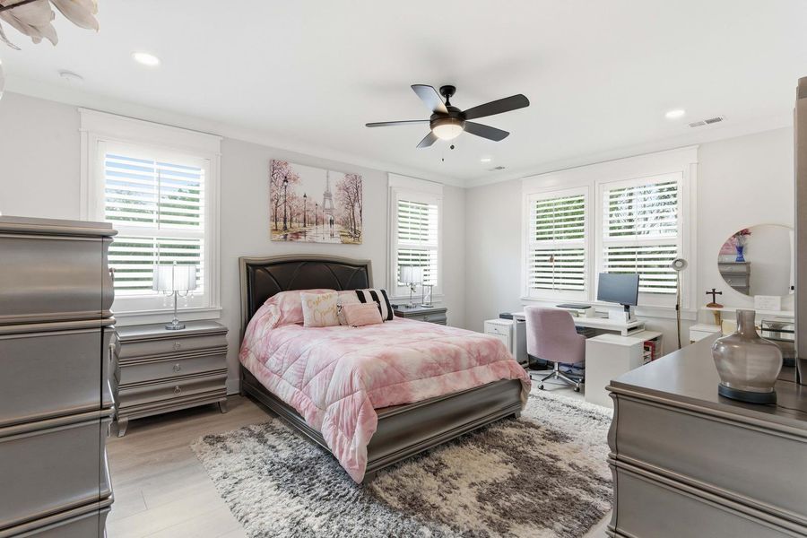 Furnished interior view inside a new home in Overlook at Copahee Sound, Awendaw (Image 5). Furnished interior view inside a new home in Overlook at Copahee Sound, Awendaw (Image 5).