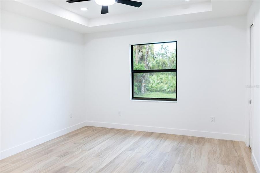 Spacious, unfurnished interior of a new home in , North Port (Image 31).