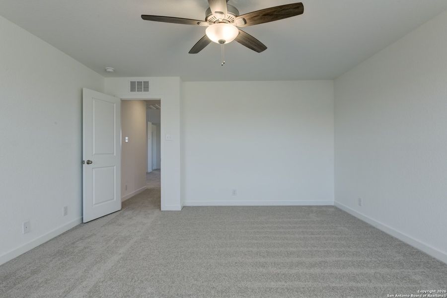 Spacious, unfurnished interior of a new home in The Arbors at the Wilder, Adkins (Image 21).