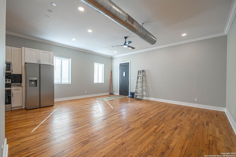 Spacious, unfurnished interior of a new home in , San Antonio (Image 13). Spacious, unfurnished interior of a new home in , San Antonio (Image 13).