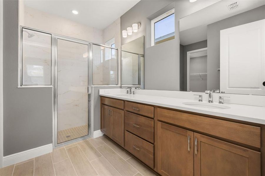 Furnished interior view inside a new home in Green Key Village, Lady Lake (Image 8).
