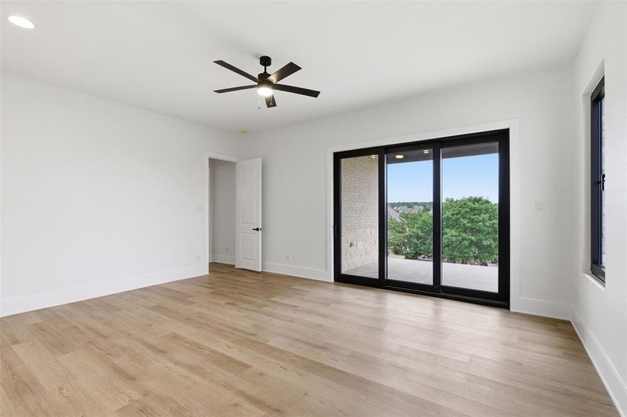 Spacious, unfurnished interior of a new home in , Fort Worth (Image 25).