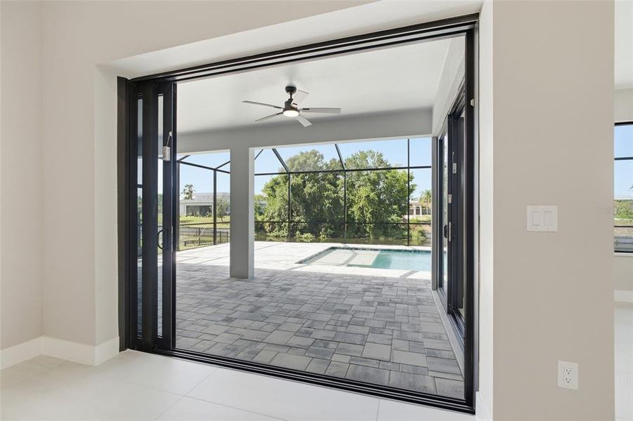 Spacious, unfurnished interior of a new home in , Cape Coral (Image 53).