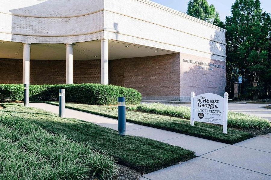 Exterior details and patio area of a home in Ponderosa Farms Estates, Gainesville (Image 4).