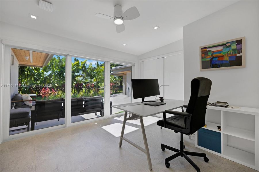 Furnished interior view inside a new home in , Coral Gables (Image 42).